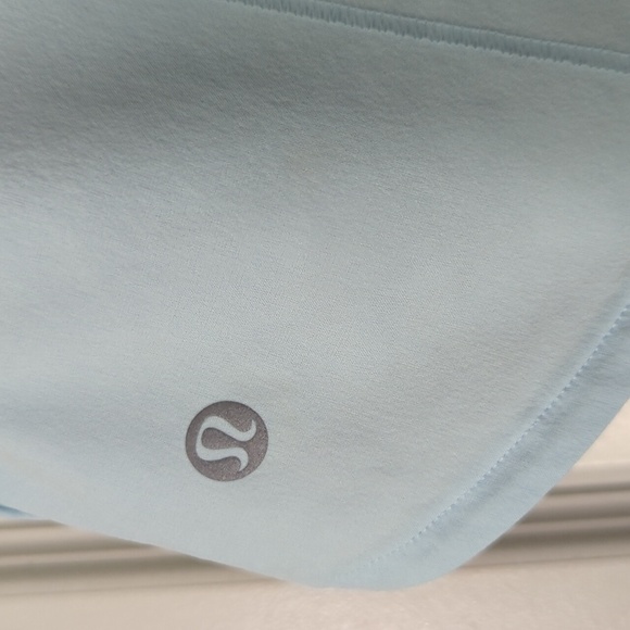 Lululemon Speed Up Short High-Rise 4" Powder Blue 💙 - Size 6 - Picture 8 of 11